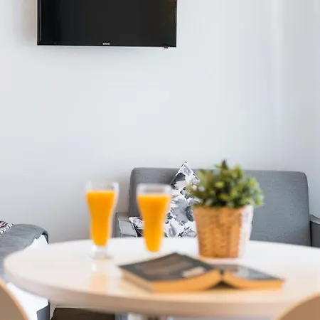 アパート Mary's Luxury クリッシ・アモウディア