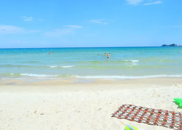 Mary's Luxury 公寓 克里斯阿穆迪亚