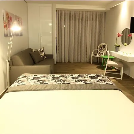 Mary's Luxury Apartment