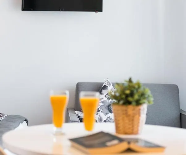 公寓 Mary's Luxury 克里斯阿穆迪亚