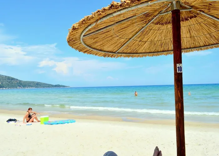 Mary's Luxury 克里斯阿穆迪亚